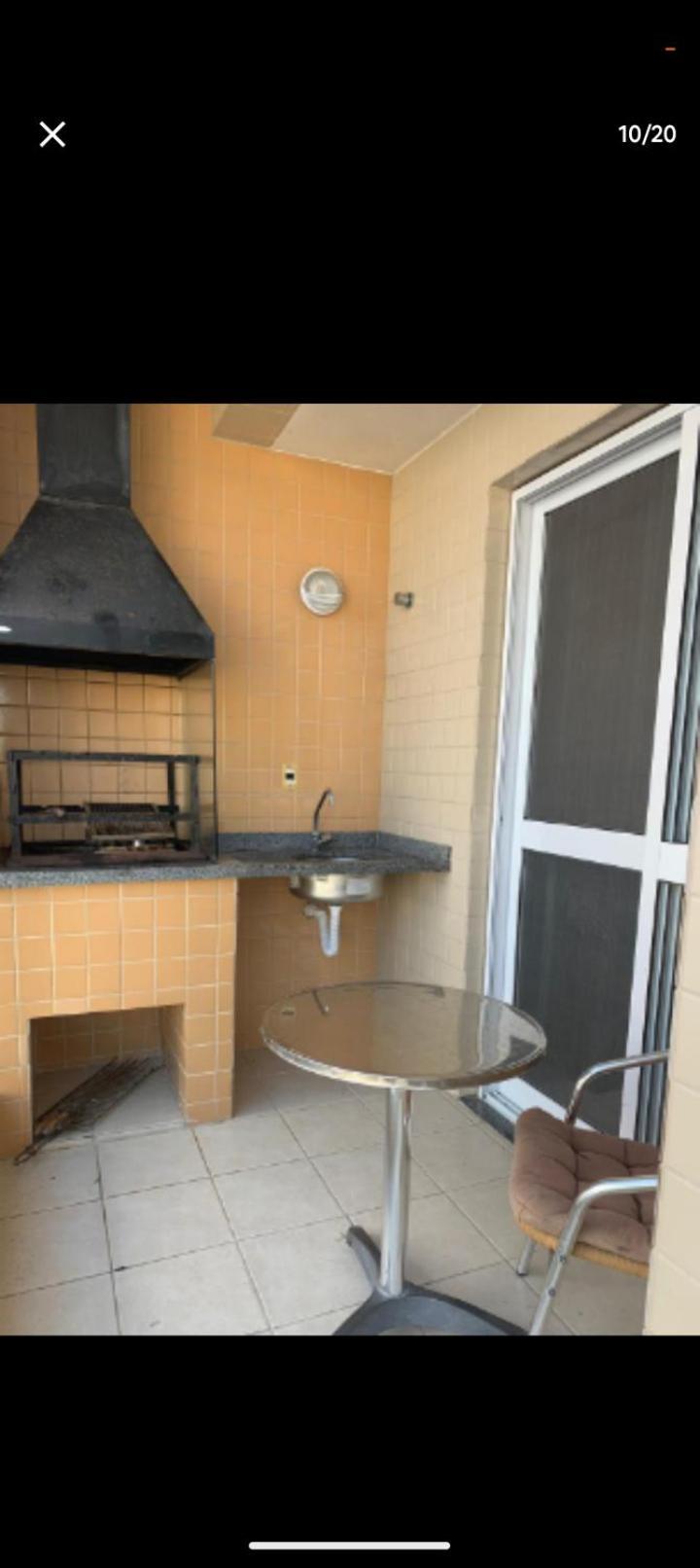 Em Grande Apartamento